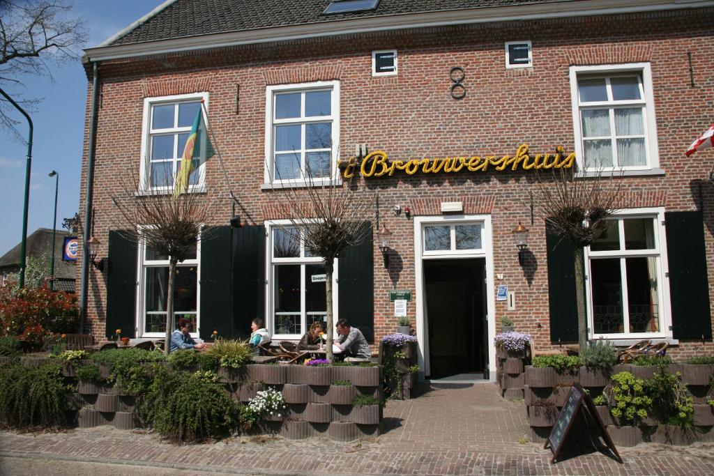 'T Brouwershuis Acomodação com café da manhã Leende Exterior foto